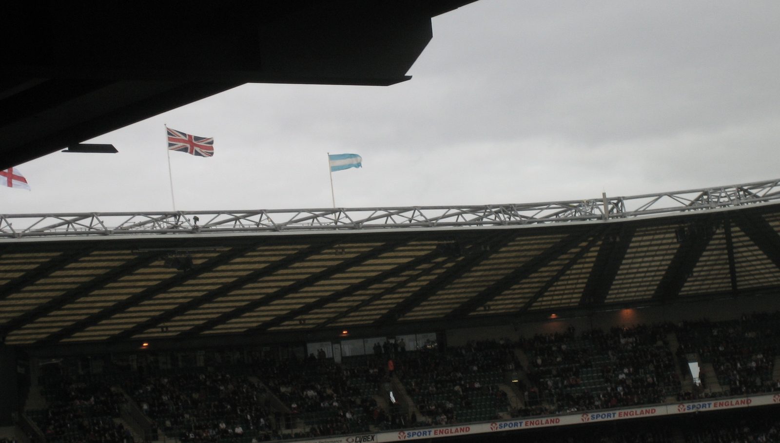 las banderas de los equipos