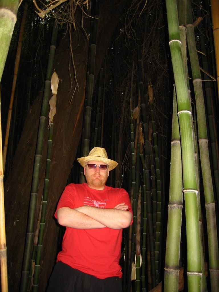 Iain entre las cañas