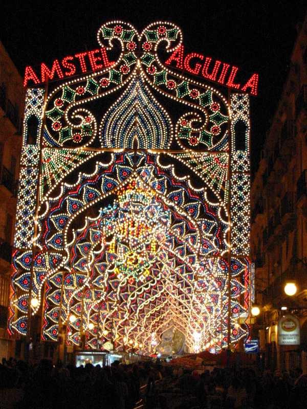 14_las_calles_iluminadas