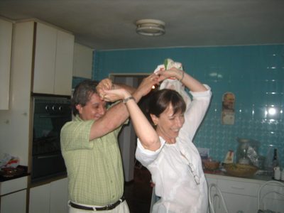 el baile empezo en la cocina..