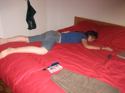 Rocio durmiendo una siestita en nuestra cama