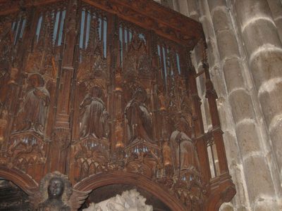 dentro de la catedral de Barcelona