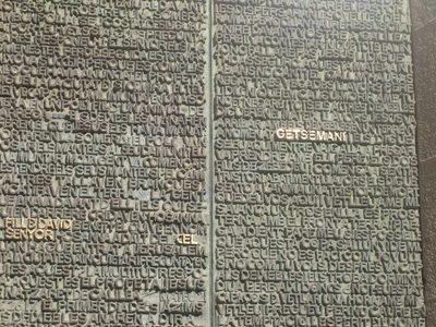 muestra escrituras de la Biblia